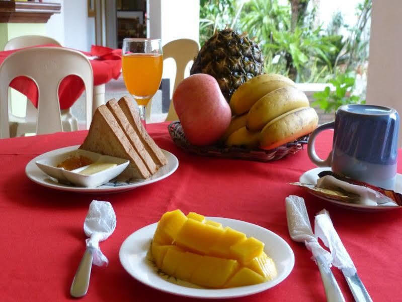 Island Jewel Inn Manoc-Manoc Ngoại thất bức ảnh